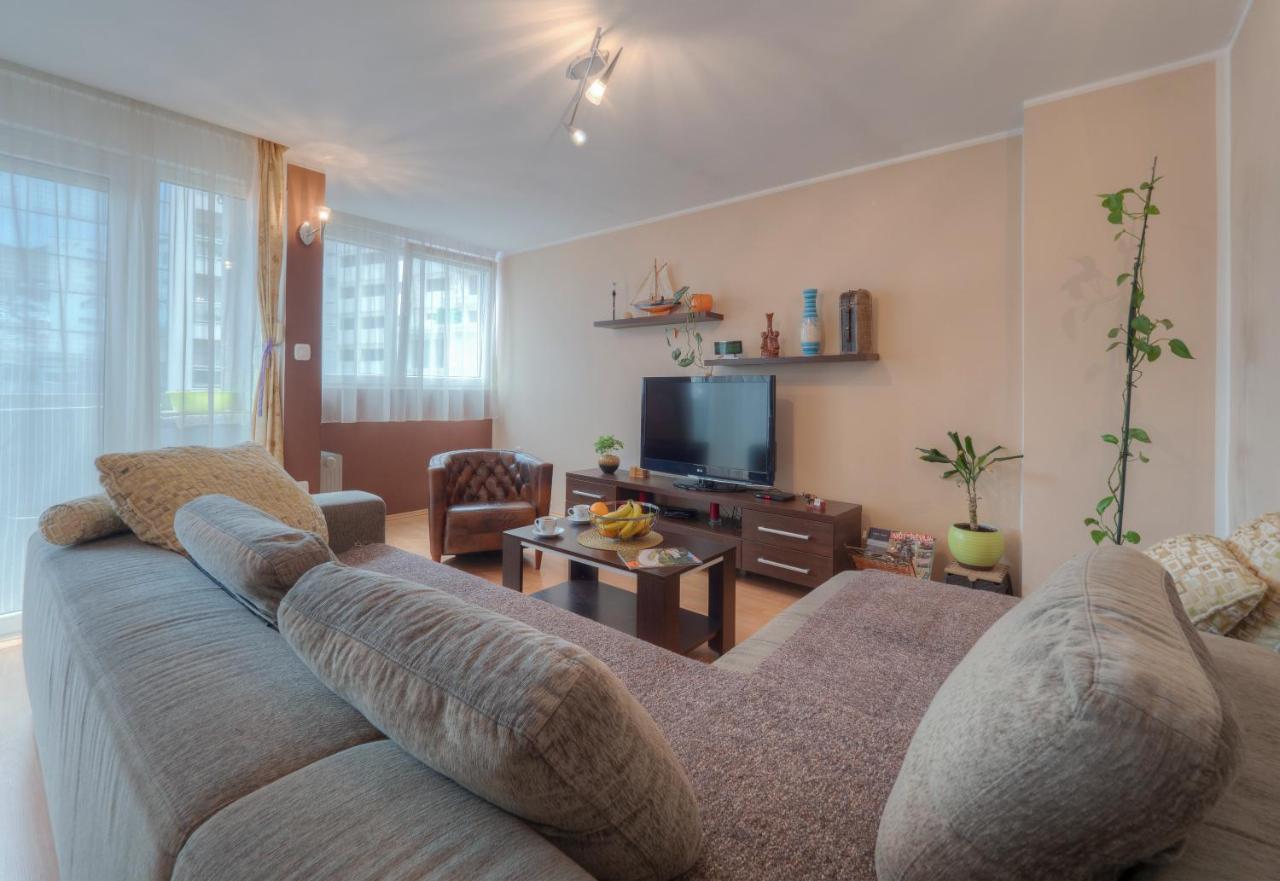 Maxim Family Apartment Budva
